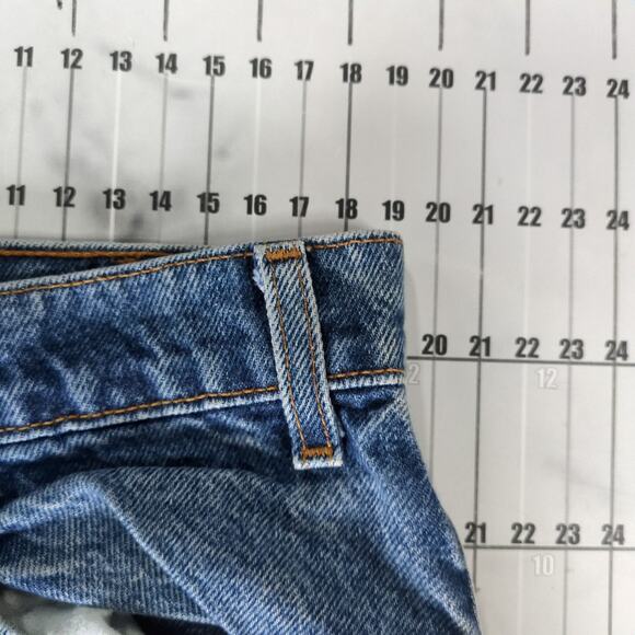 Vintage Levi's Baggy Crop Jeans Mens 40 Blue Raw Hem Loose Relaxed 90s - Picture 8 of 9